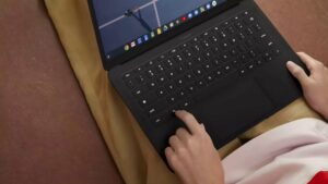 High End Google Pixel Laptop Có Thể Loại Bỏ Chromeos Thay Thế Bằng Android Featured