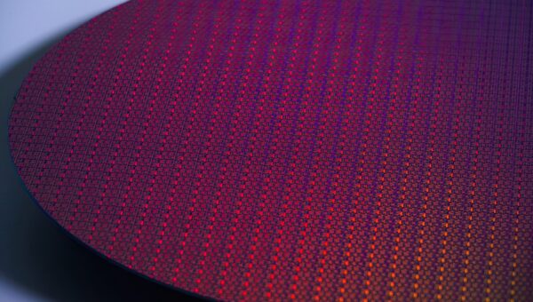 Apple dự kiến áp dụng tiến trình 18A-P của Intel cho chip M-Series từ năm 2027