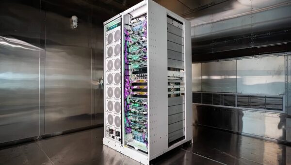 Chip AI Maia 200 của Microsoft – Sức mạnh từ thương vụ độc quyền với SK Hynix