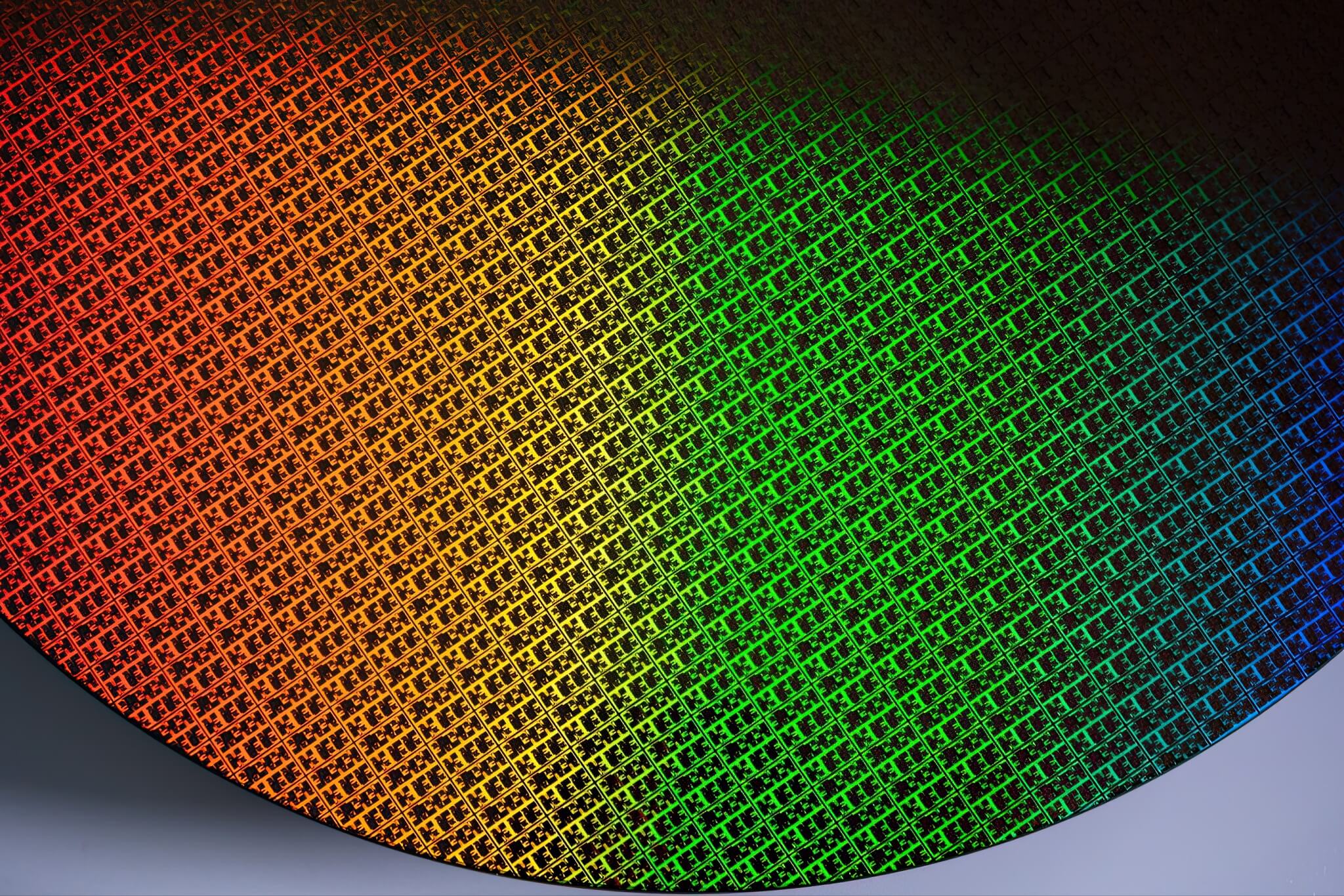 Intel Foundry và lộ trình hòa vốn năm 2027 đầy hứa hẹn