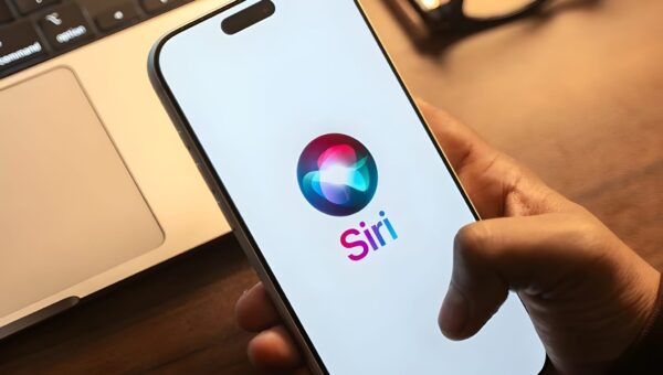 Siri iOS 27 sẽ trở thành trung tâm đa agent với Gemini và Claude