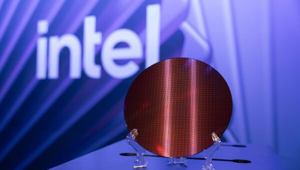 Google đặt cược vào Intel TPU: vì sao tỷ lệ đạt chuẩn 98% vẫn là bài toán khó?