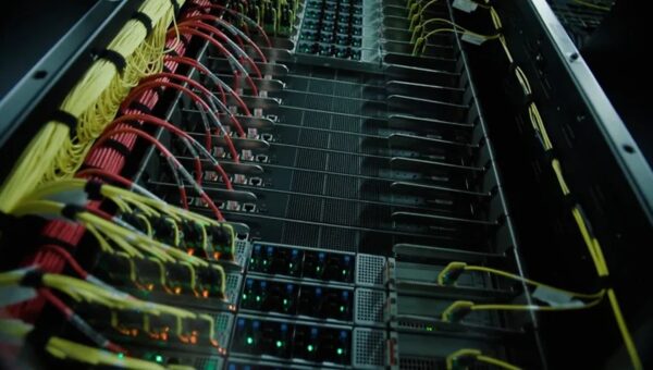 OpenAI bắt tay AMD, NVIDIA, Intel, Broadcom tăng tốc AI