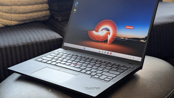 Đánh giá ThinkPad P14s Gen 6: Ultrabook Workstation Ryzen AI 7/9