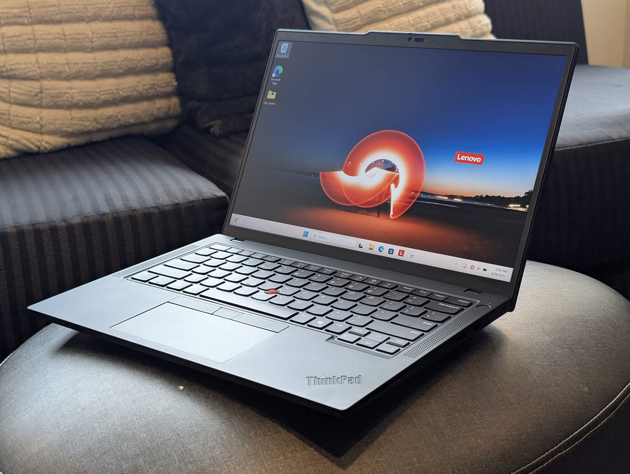 Đánh Giá Thinkpad P14s Gen 6 Ultrabook Workstation Ryzen Ai 7:9 Featured