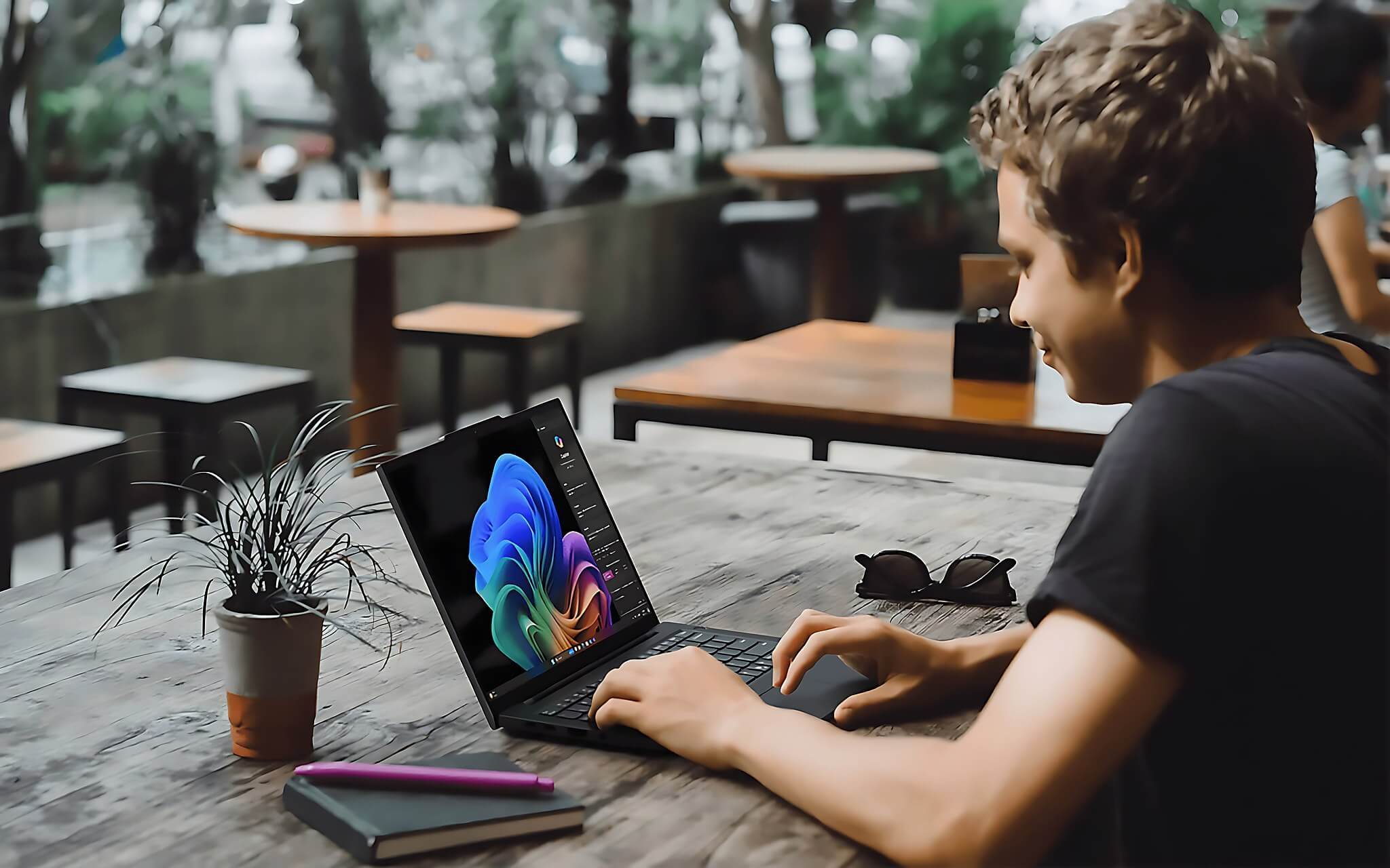 Lenovo ThinkPad T14s Gen 6 bản Snapdragon hướng tới nhóm doanh nghiệp